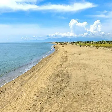 Family-Friendly Coastal Retreat